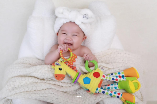 巴音郭楞蒙古怎么判断宝宝是否斜颈 巴音郭楞蒙古怎么判断宝宝是否斜颈